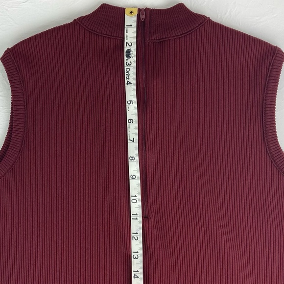 70s vintage mock turtle, sleeveless top - Picture 13 of 16